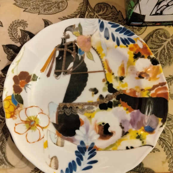 4 Retired Anthropologie Carousel Horse Plates - Picture 3 of 9